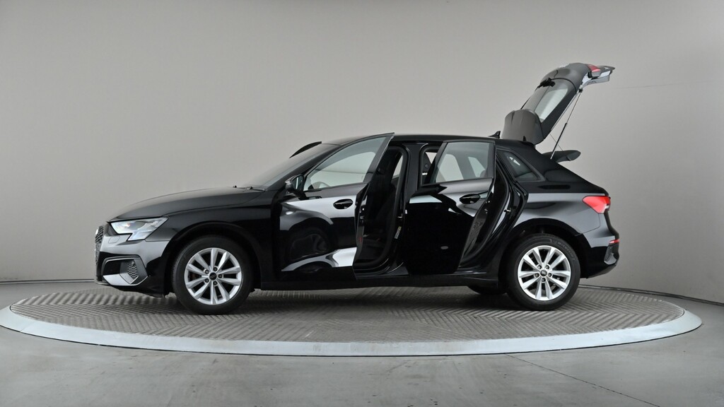Audi A3 35 Tfsi Sport S Tronic Black #9