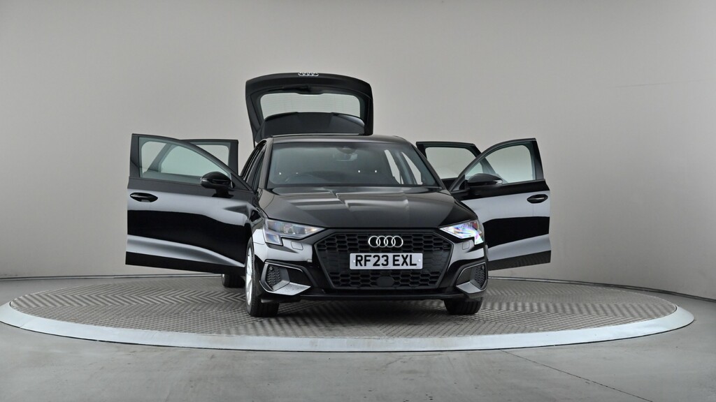 Audi A3 35 Tfsi Sport S Tronic Black #8