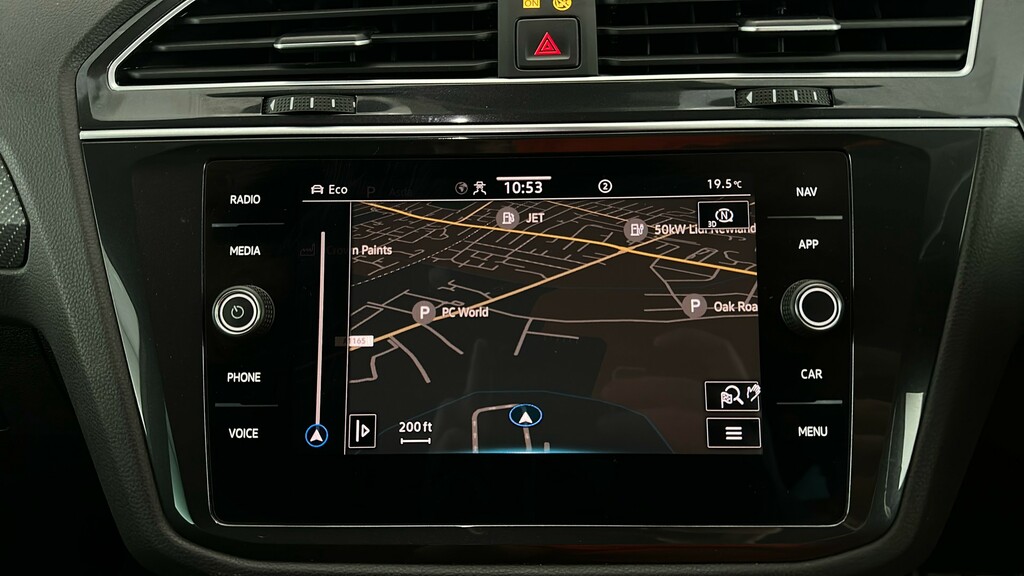 Volkswagen Tiguan Elegance Black #25