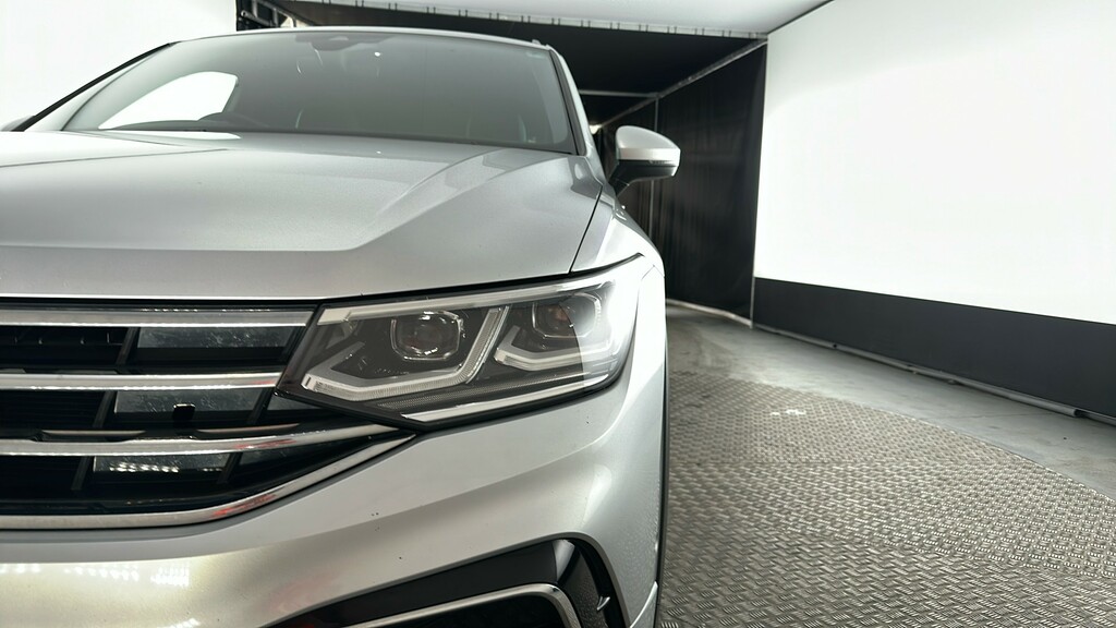 Volkswagen Tiguan Elegance Black #20