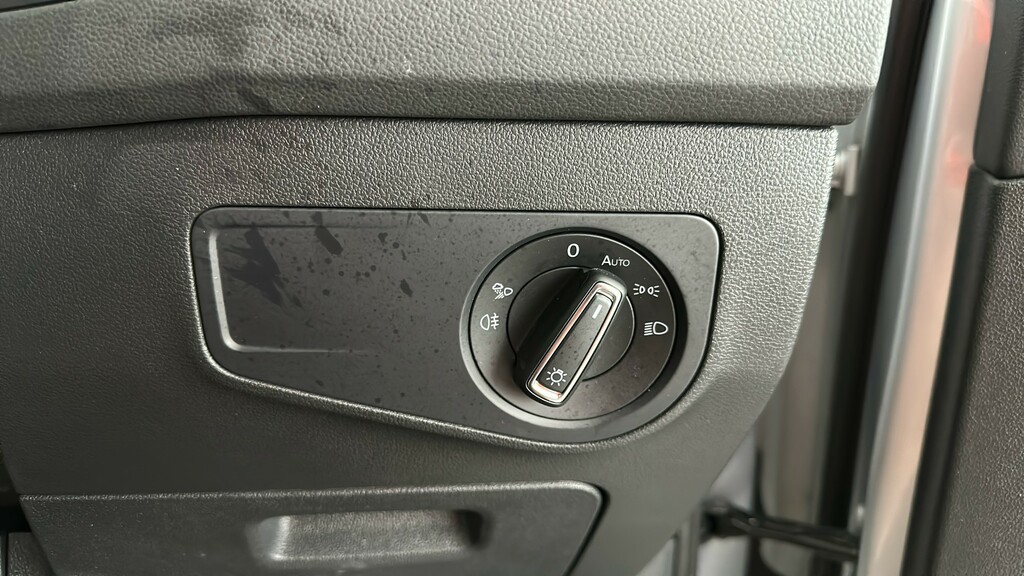 Volkswagen Tiguan Elegance Black #32