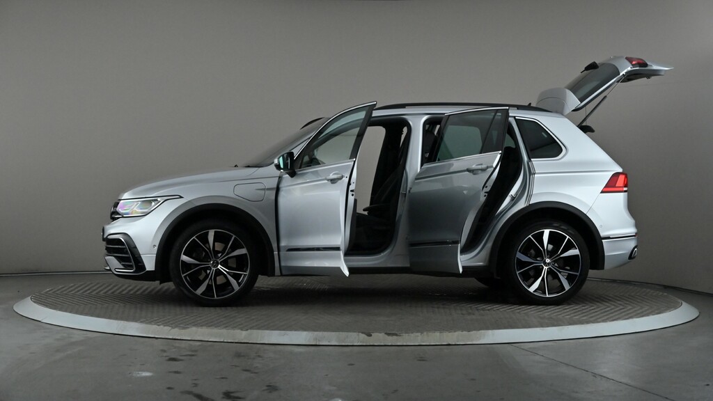 Volkswagen Tiguan Elegance Black #9