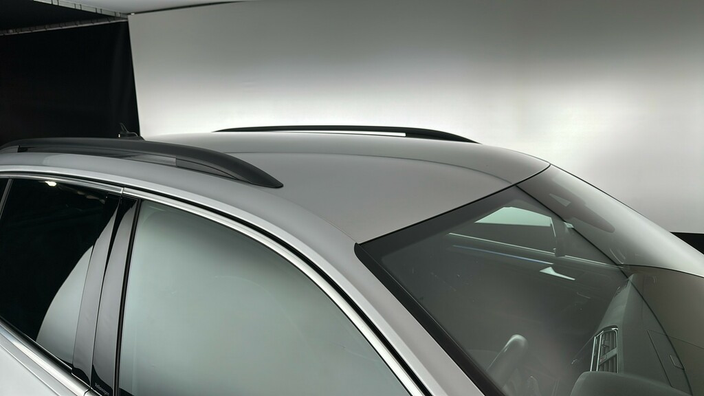 Volkswagen Tiguan Elegance Black #21