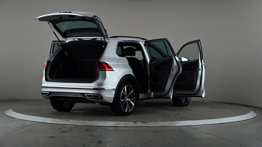 Volkswagen Tiguan Elegance Black #12