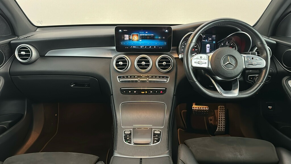 Mercedes-Benz GLC Class Glc 300 Amg Line 4Matic Black #13