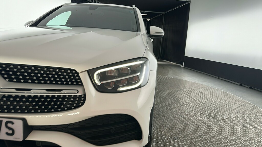 Mercedes-Benz GLC Class Glc 300 Amg Line 4Matic Black #19