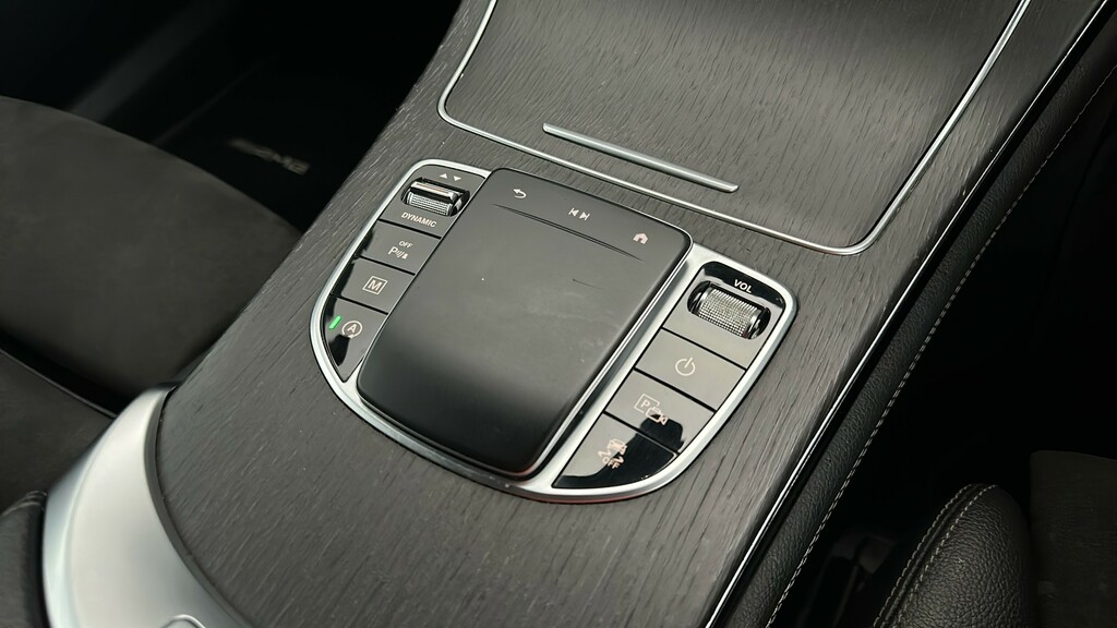 Mercedes-Benz GLC Class Glc 300 Amg Line 4Matic Black #28