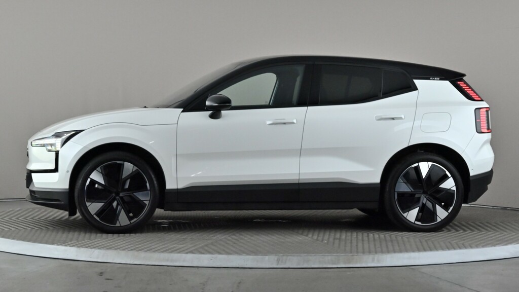 Volvo EX30 315Kw Twin Motor Performance Ultra 69Kwh White #3