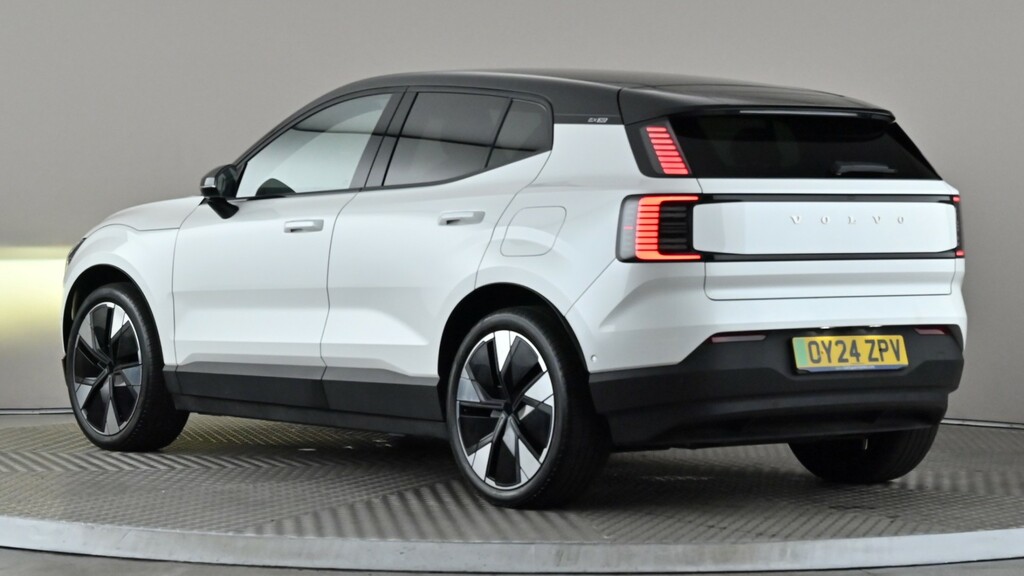 Volvo EX30 315Kw Twin Motor Performance Ultra 69Kwh White #4