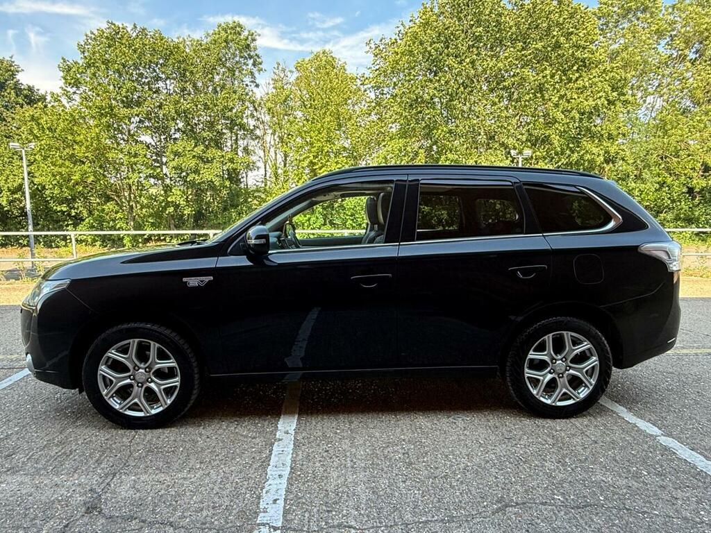 Mitsubishi Outlander 2.0H 12Kwh Gx4h Cvt 4Wd Euro 5 Ss Black #5