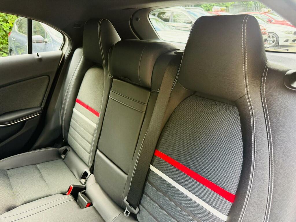 Mercedes-Benz A Class 1.5 A180d Sport Executive Euro 6 Ss Silver #25