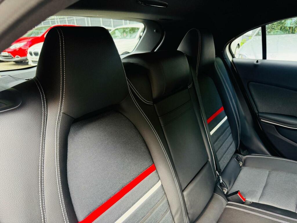 Mercedes-Benz A Class 1.5 A180d Sport Executive Euro 6 Ss Silver #21