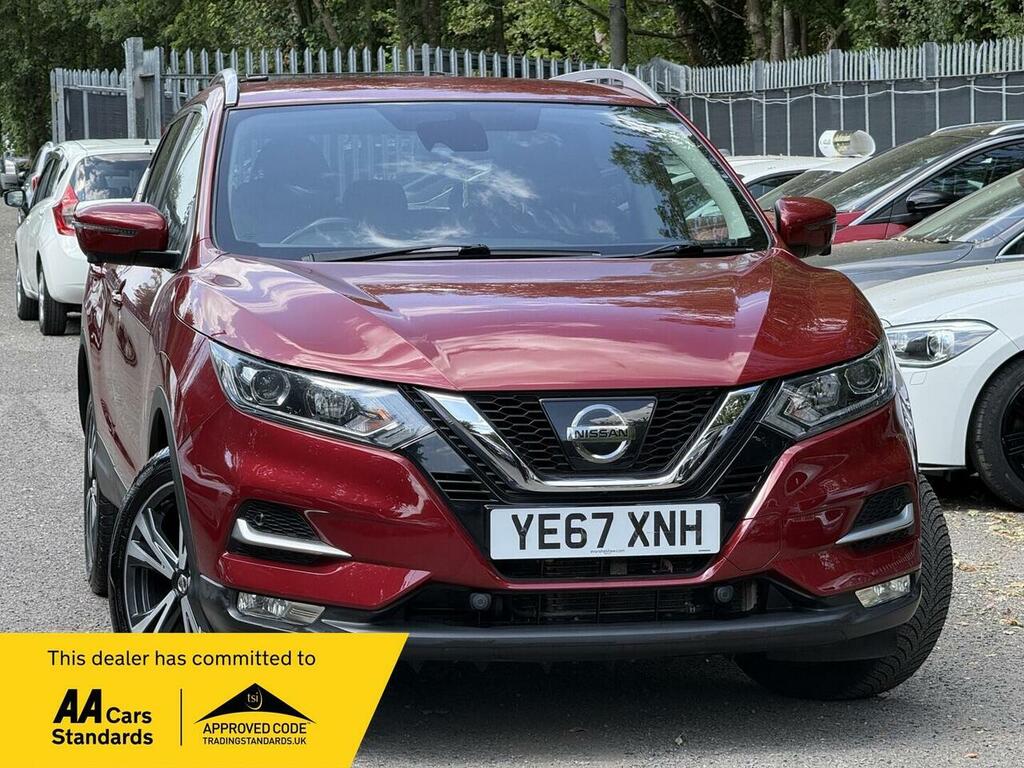 Nissan Qashqai 1.2 Dig-t N-connecta Xtron Euro 6 Ss Red