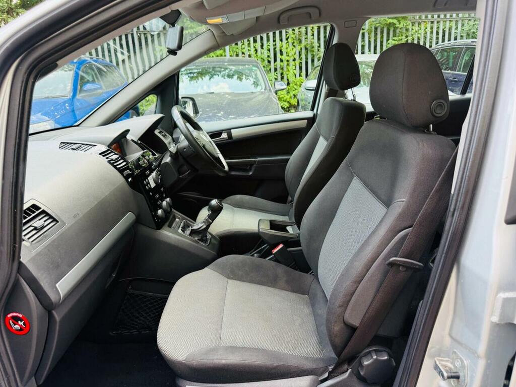 Vauxhall Zafira 1.6I 115 Exclusiv Estate  #25