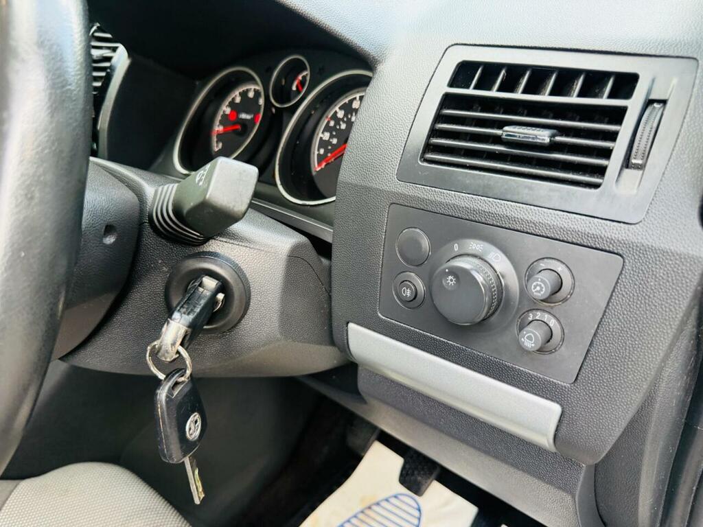 Vauxhall Zafira 1.6I 115 Exclusiv Estate  #34