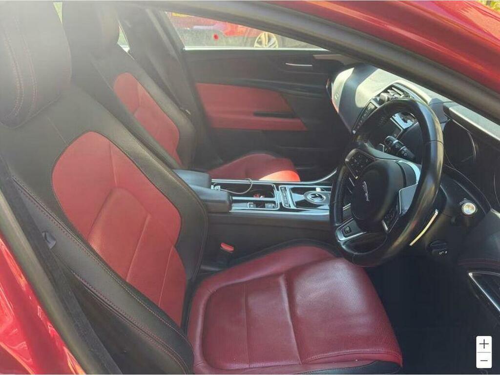 Jaguar XE 2.0I R-sport Euro 6 Ss Red #6