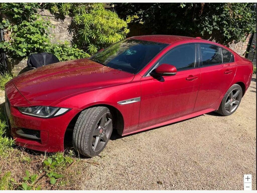 Jaguar XE 2.0I R-sport Euro 6 Ss Red #2