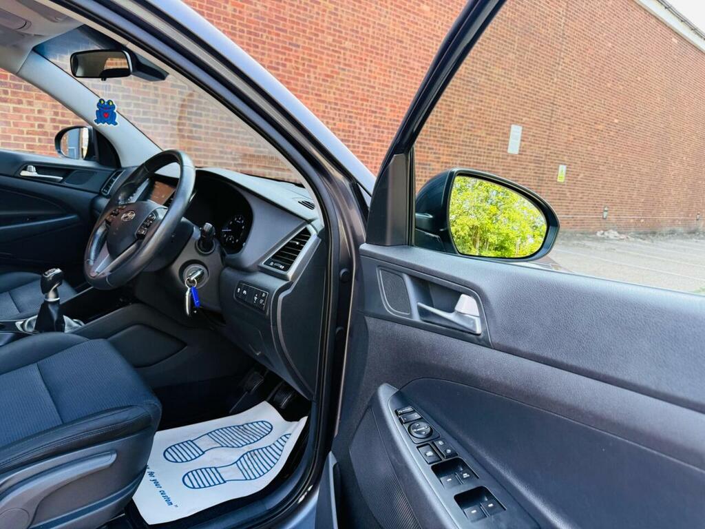 Hyundai Tucson #34