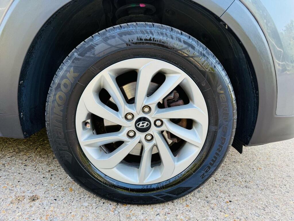 Hyundai Tucson #54