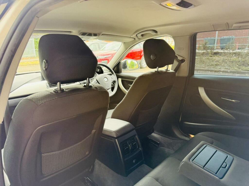 BMW 3 Series 2015 65 320D #26