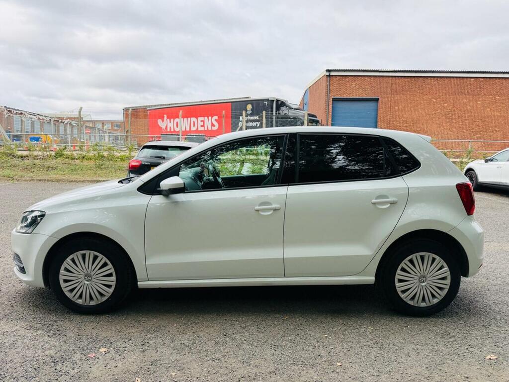 Volkswagen Polo 1.2 Tsi Bluemotion Tech Match Hatchback KF14WHP White #4
