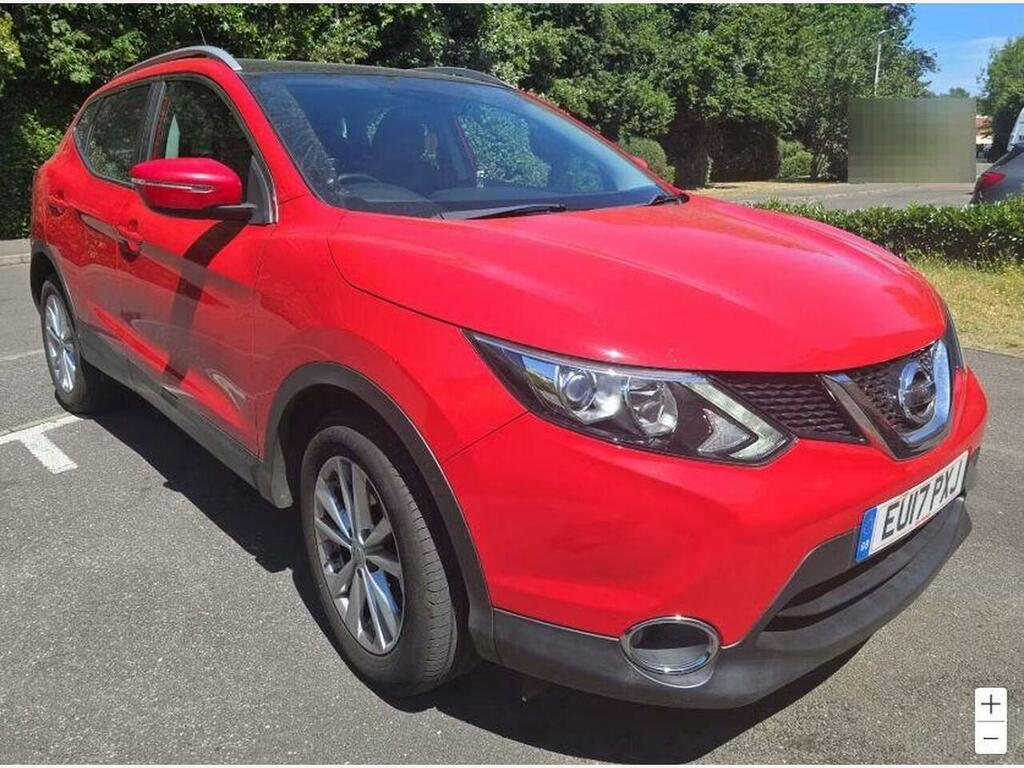 Nissan Qashqai 1.2 Dig-t Acenta Xtron 2Wd Euro 6 Ss Red
