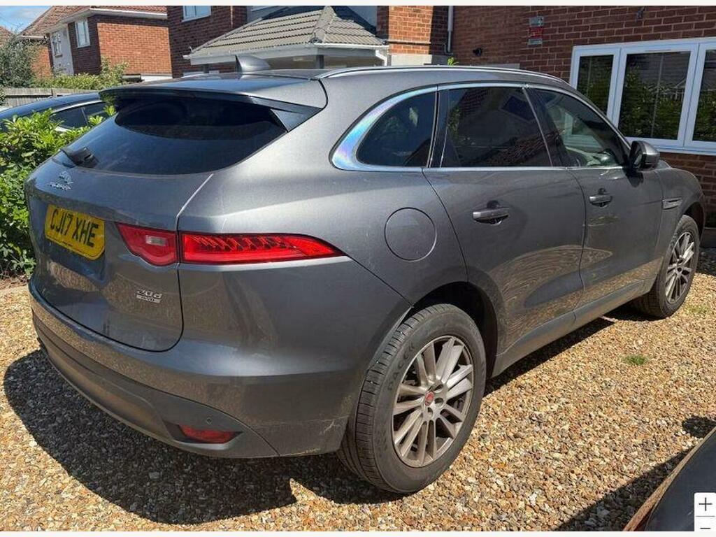 Jaguar F-Pace 2.0 D180 Portfolio Awd Euro 6 Ss Grey #3