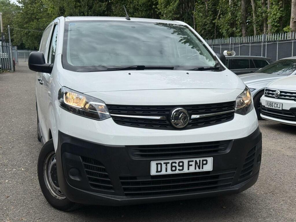 Vauxhall Vivaro 1.5 Turbo D 2900 Edition L2 H1 Euro 6 Ss White