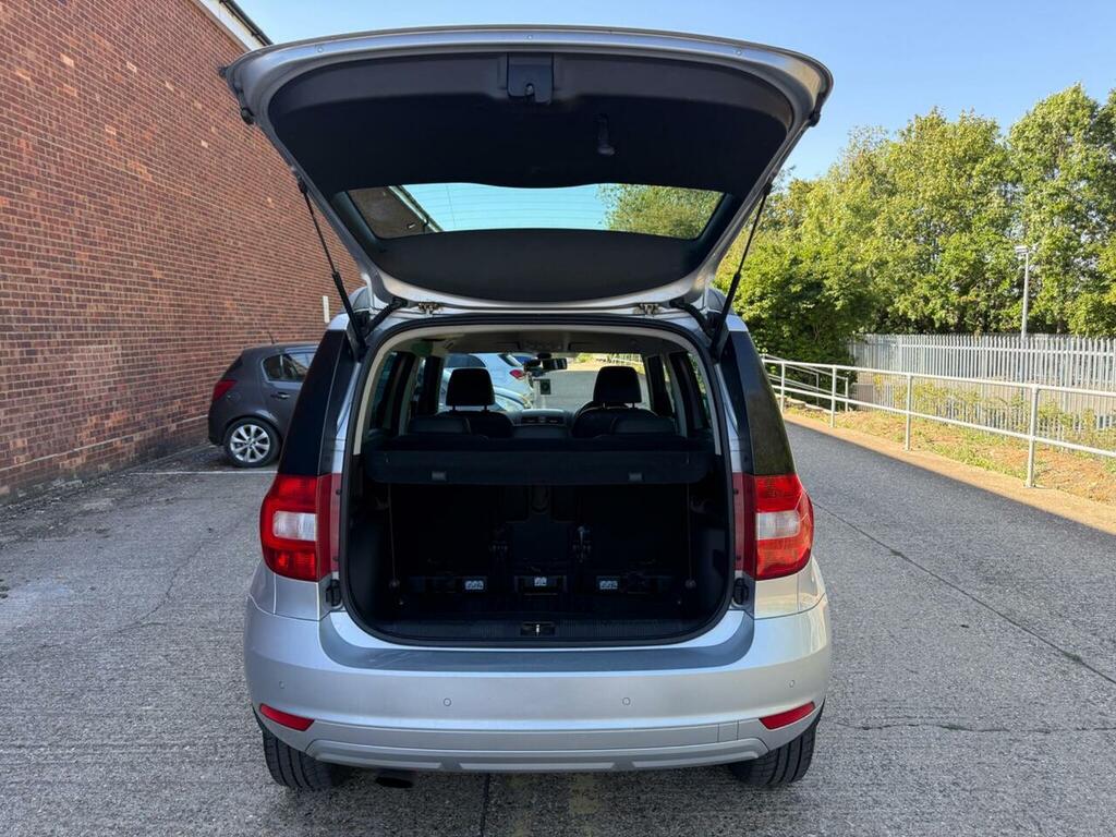 Skoda Yeti Tdi S Suv Silver #11