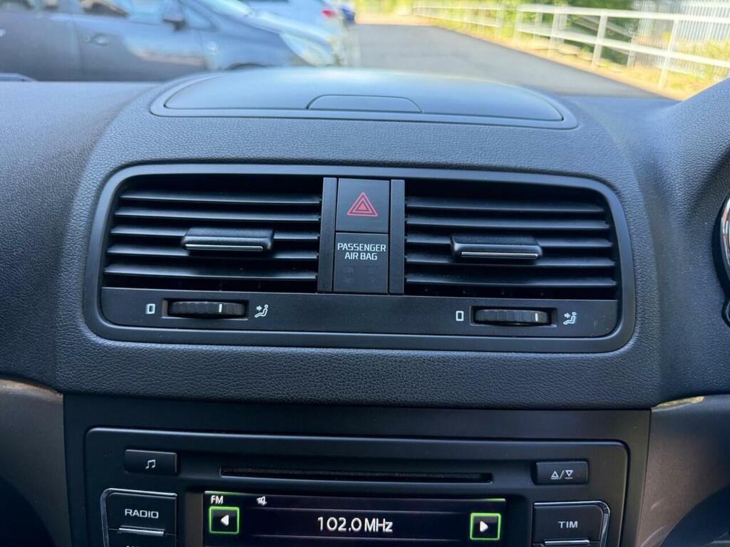 Skoda Yeti Tdi S Suv Silver #44