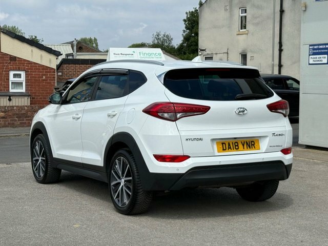 Hyundai Tucson 1.7 Crdi Blue Drive Go Se Suv E DA18YNR White #3