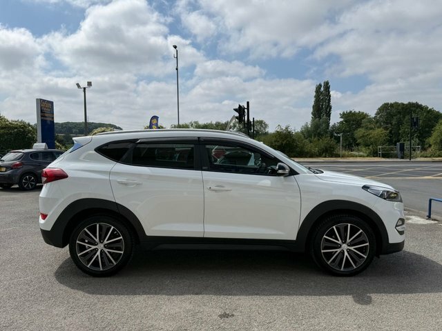Hyundai Tucson 1.7 Crdi Blue Drive Go Se Suv E DA18YNR White #6