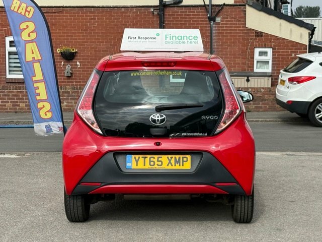 Toyota Aygo 1.0 Vvt-i X-play Hatchback Euro Red #3