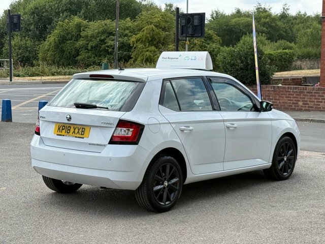 Skoda Fabia 1.0 Tsi Redline Hatchback Euro 6 KP18XXB White #5