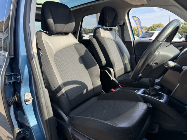 Citroen C4 Picasso Mpv Red #22