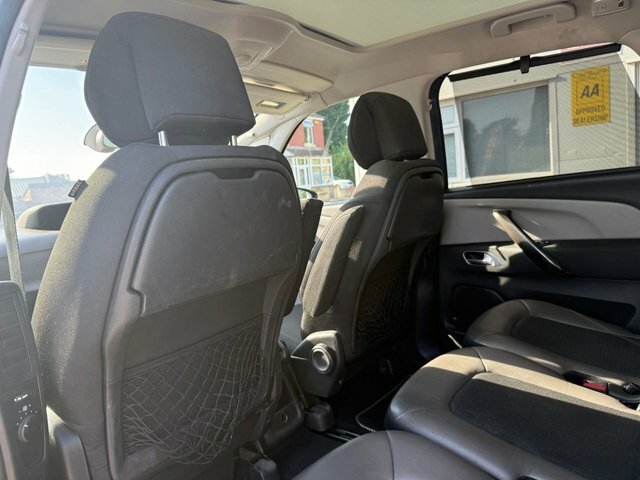Citroen C4 Picasso Mpv Red #13