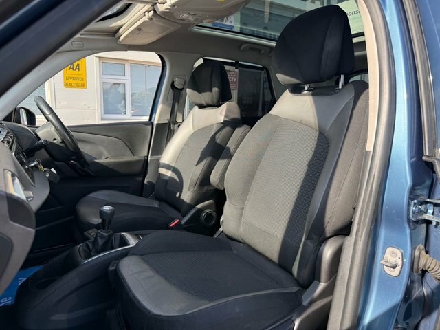 Citroen C4 Picasso Mpv Red #21
