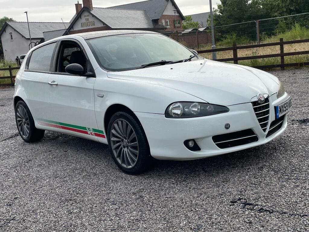 Alfa Romeo 147 Collezione White #2