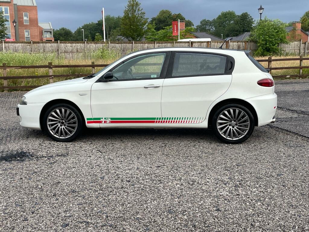 Alfa Romeo 147 Collezione White #6