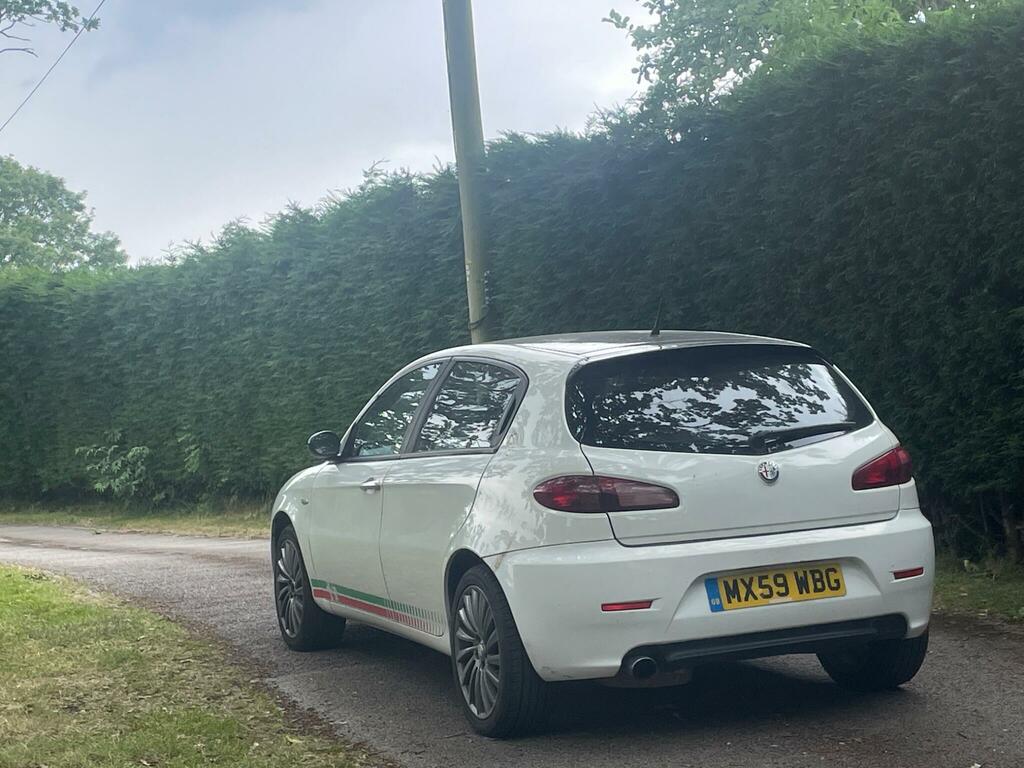 Alfa Romeo 147 1.6 T.spark Collezione  #12