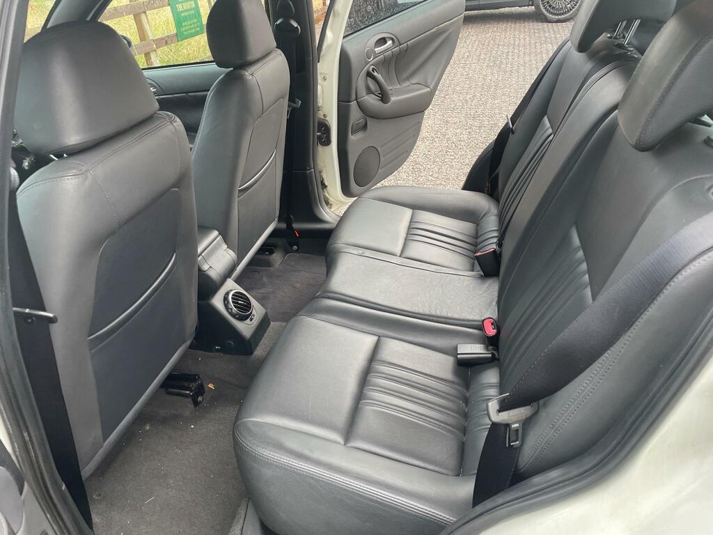 Alfa Romeo 147 1.6 T.spark Collezione  #18