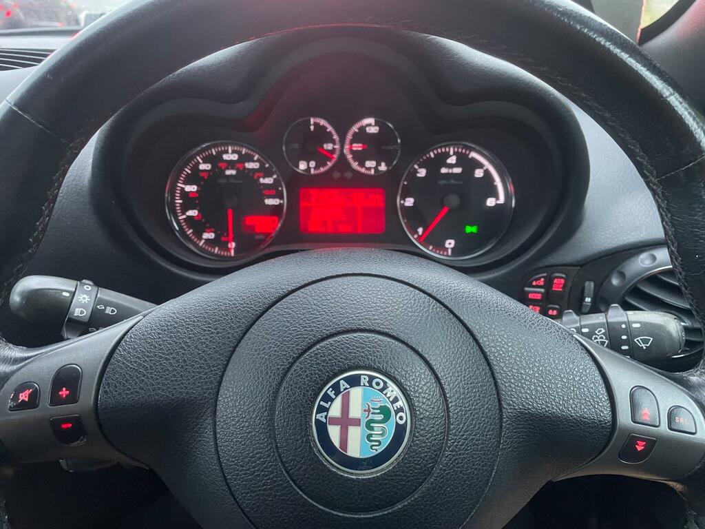 Alfa Romeo 147 1.6 T.spark Collezione  #23