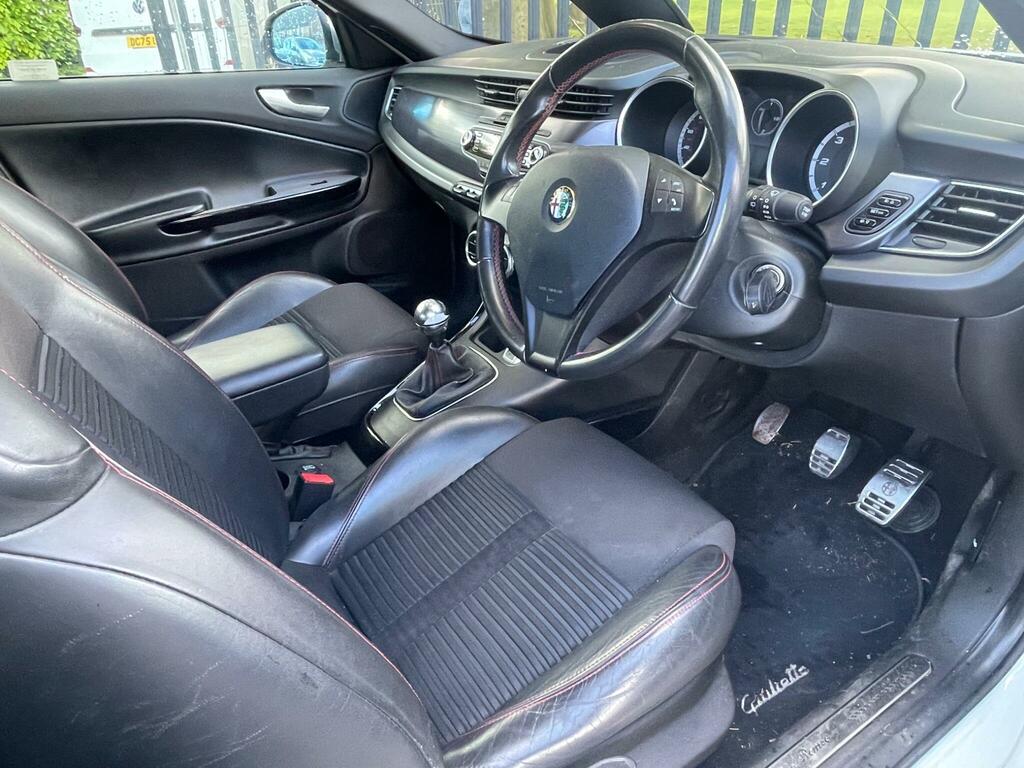Alfa Romeo Giulietta 1.4 Tb Turismo Euro 5 Ss Black #13