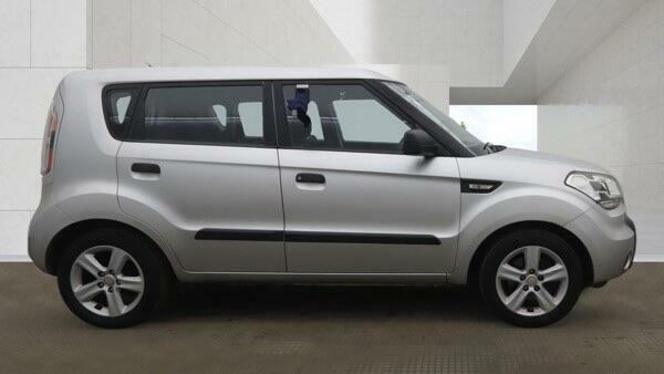 Kia Soul 2 Black #7