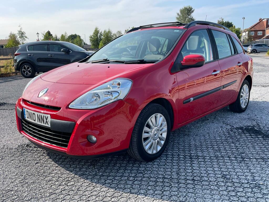 Renault Clio 1.6 Vvt Expression Sport Tourer Red #2