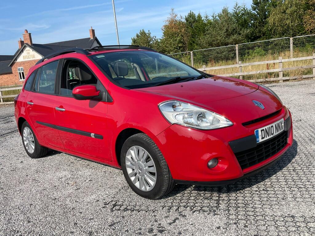Renault Clio 1.6 Vvt Expression Sport Tourer Red
