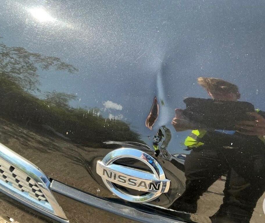Nissan Micra Acenta Red #7