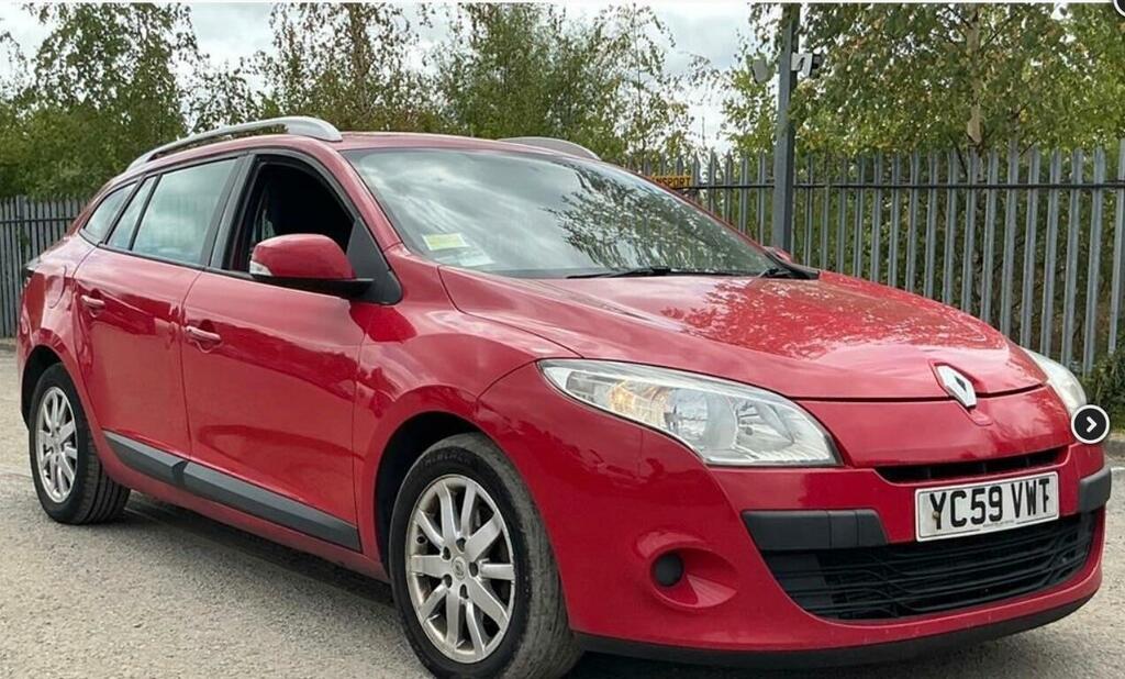Renault Megane Expression Red