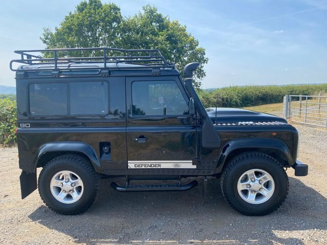 Land Rover 90 1985 Black #3