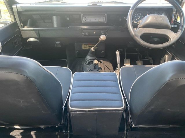 Land Rover 90 Suv  #17